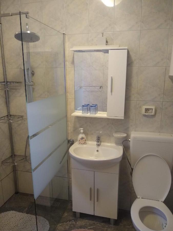 Holiday Home Bura Rovinj Bagian luar foto