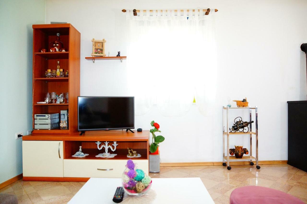 Holiday Home Bura Rovinj Bagian luar foto